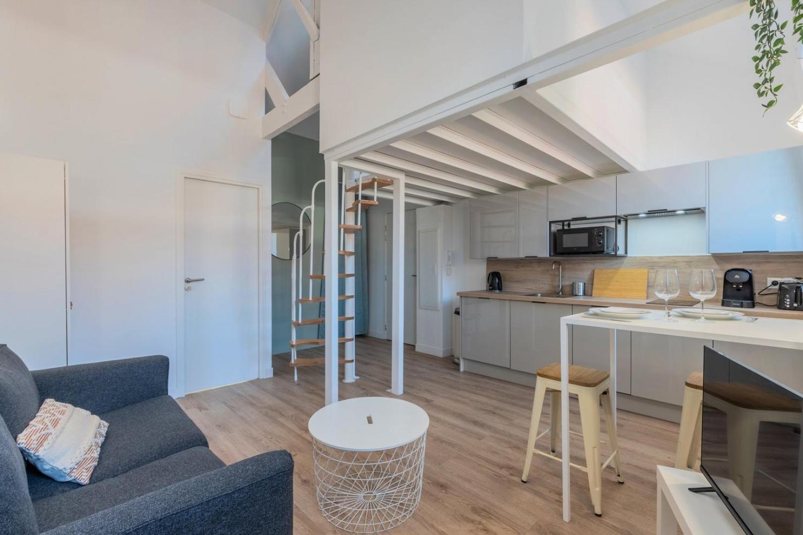 1 Bedroom Duplex Apartment, With Parking Tourcoing Zewnętrze zdjęcie