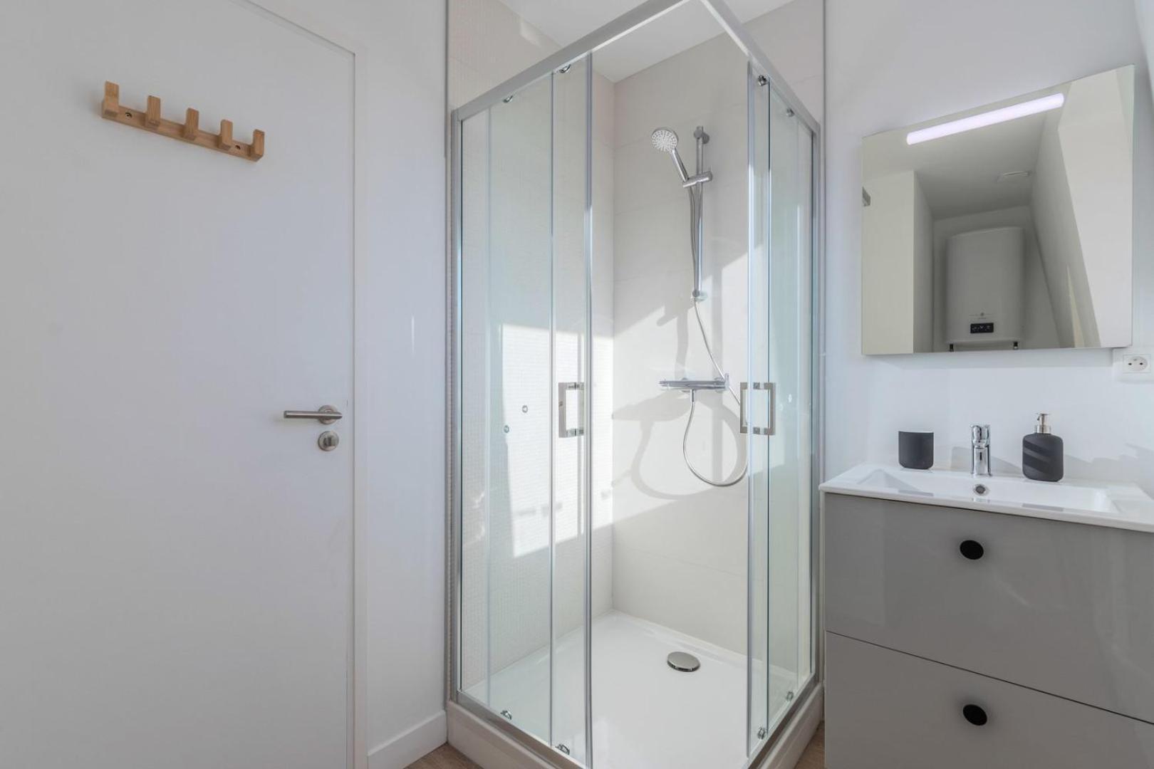 1 Bedroom Duplex Apartment, With Parking Tourcoing Zewnętrze zdjęcie